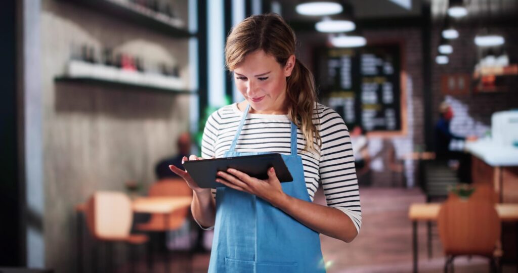 Accountant in BC for Restaurants & Cafes to Manage Slim Margins and Seasonal Swings  